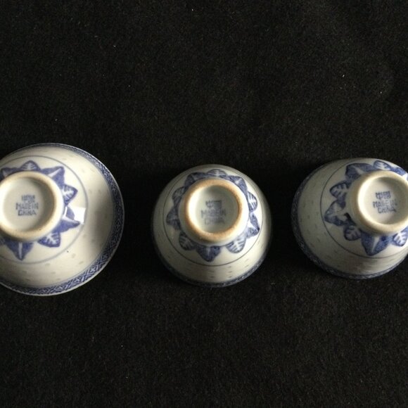 Lot of 5 Vintage Chinese rice eyes grain translucent dragon pattern cups & bowl - Picture 9 of 11